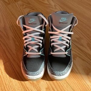 Nike Air Assault High